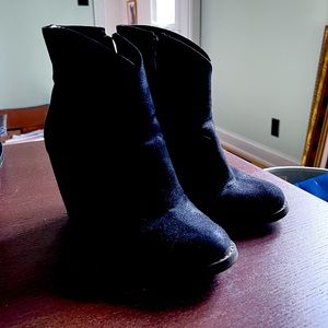Black velvet ankle booties